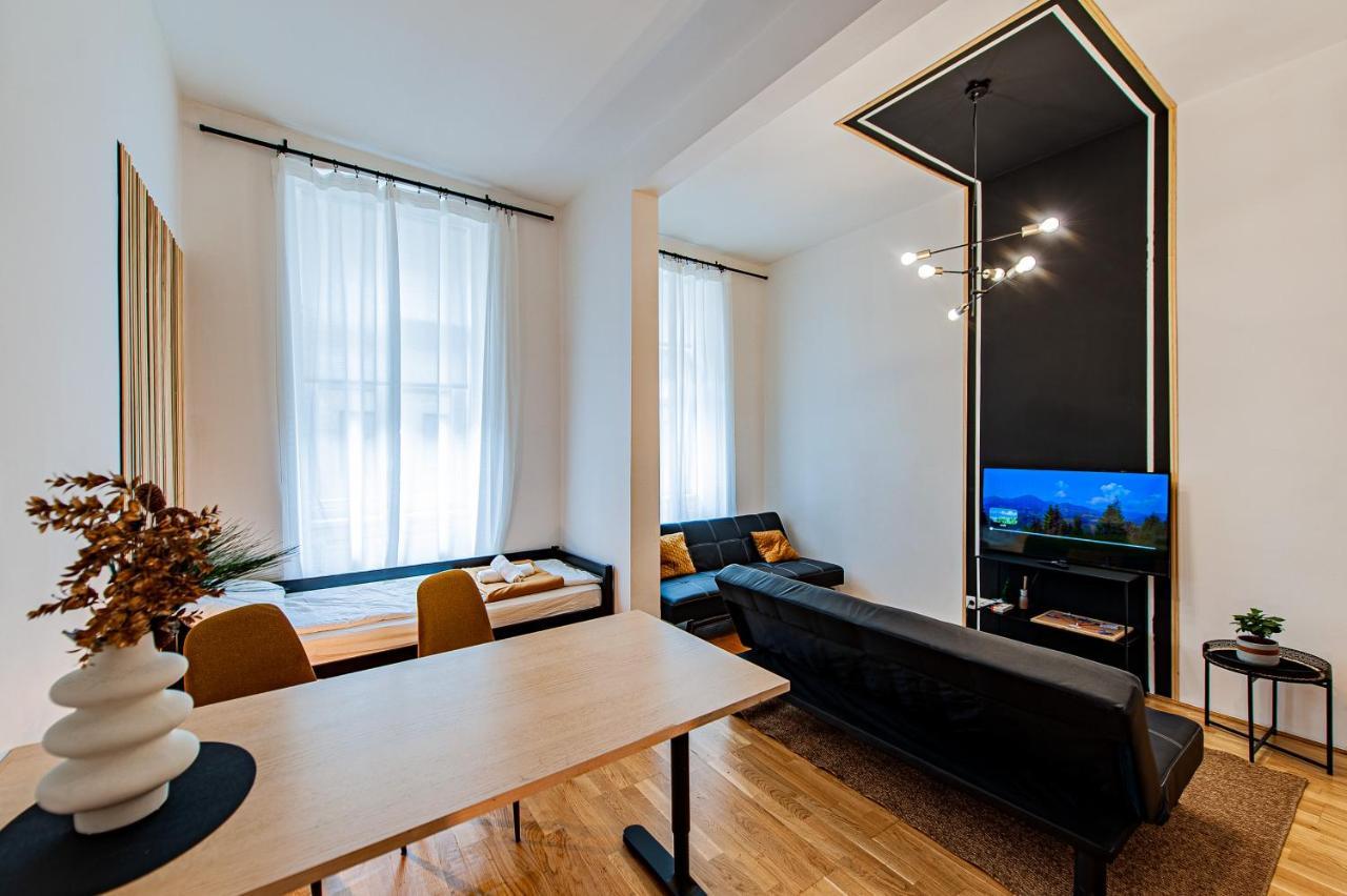 My City Apartment-Vienna Familyroom Dış mekan fotoğraf
